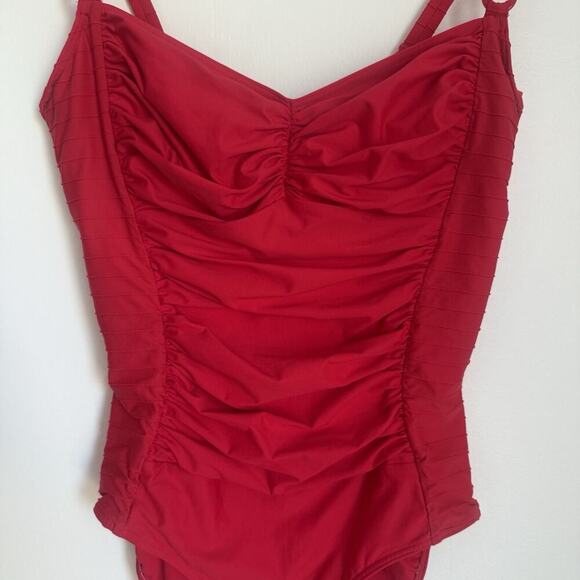 PRIMA DONNA Sherry One Piece Swimsuit True Red Ruching Slimming Resort Size 36E - Picture 4 of 13